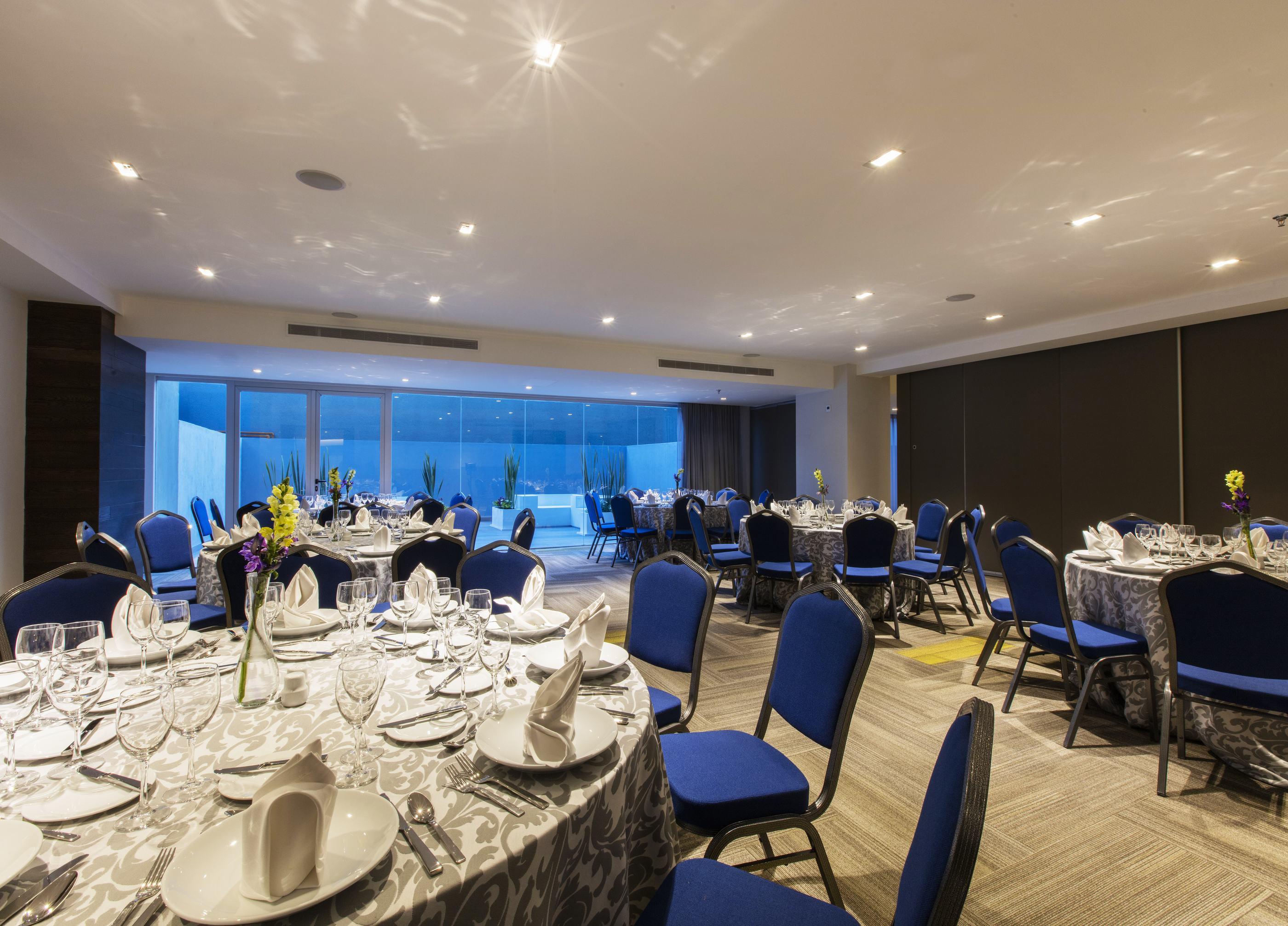 Krystal Urban Guadalajara Otel Dış mekan fotoğraf