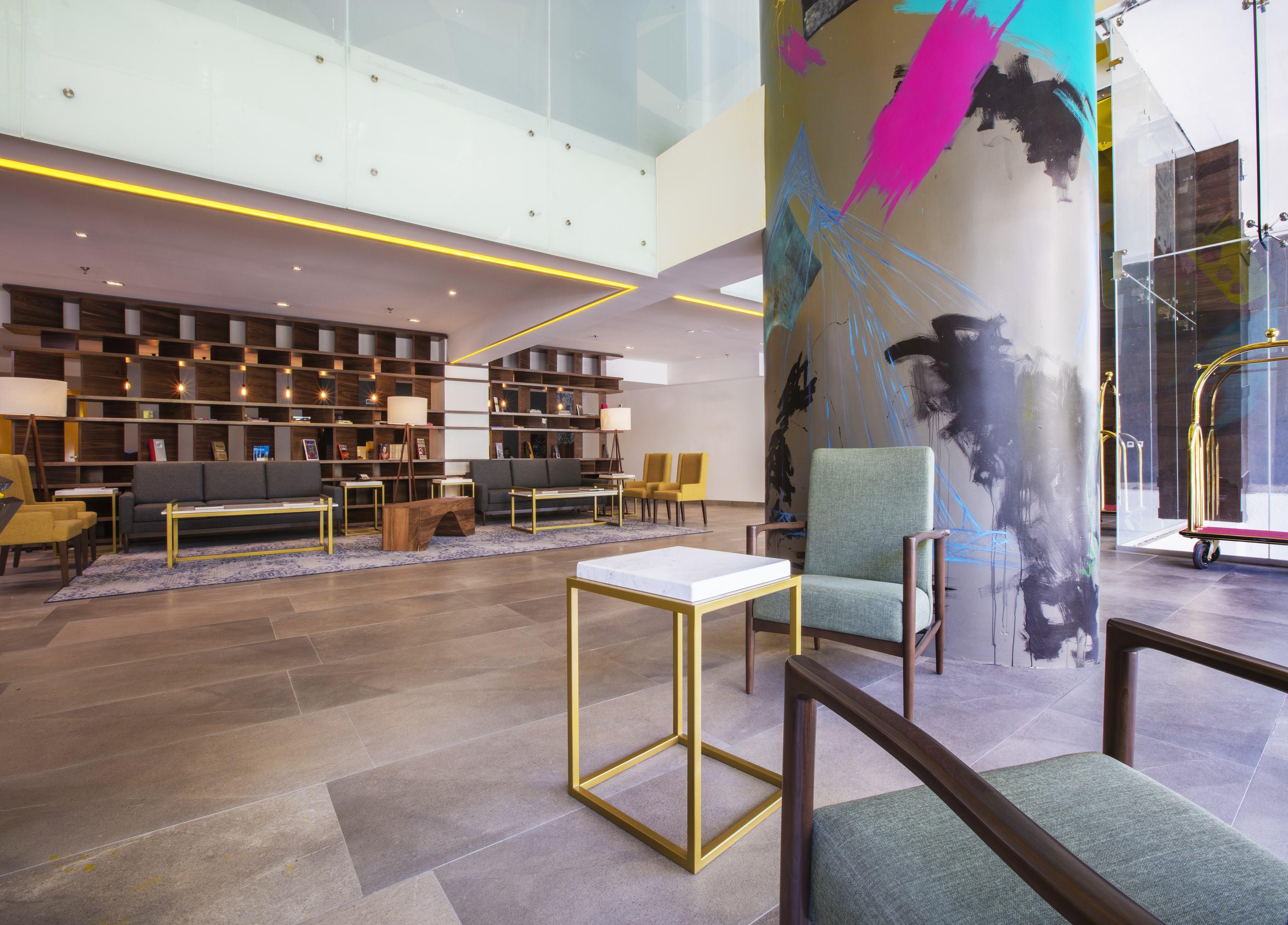 Krystal Urban Guadalajara Otel Dış mekan fotoğraf