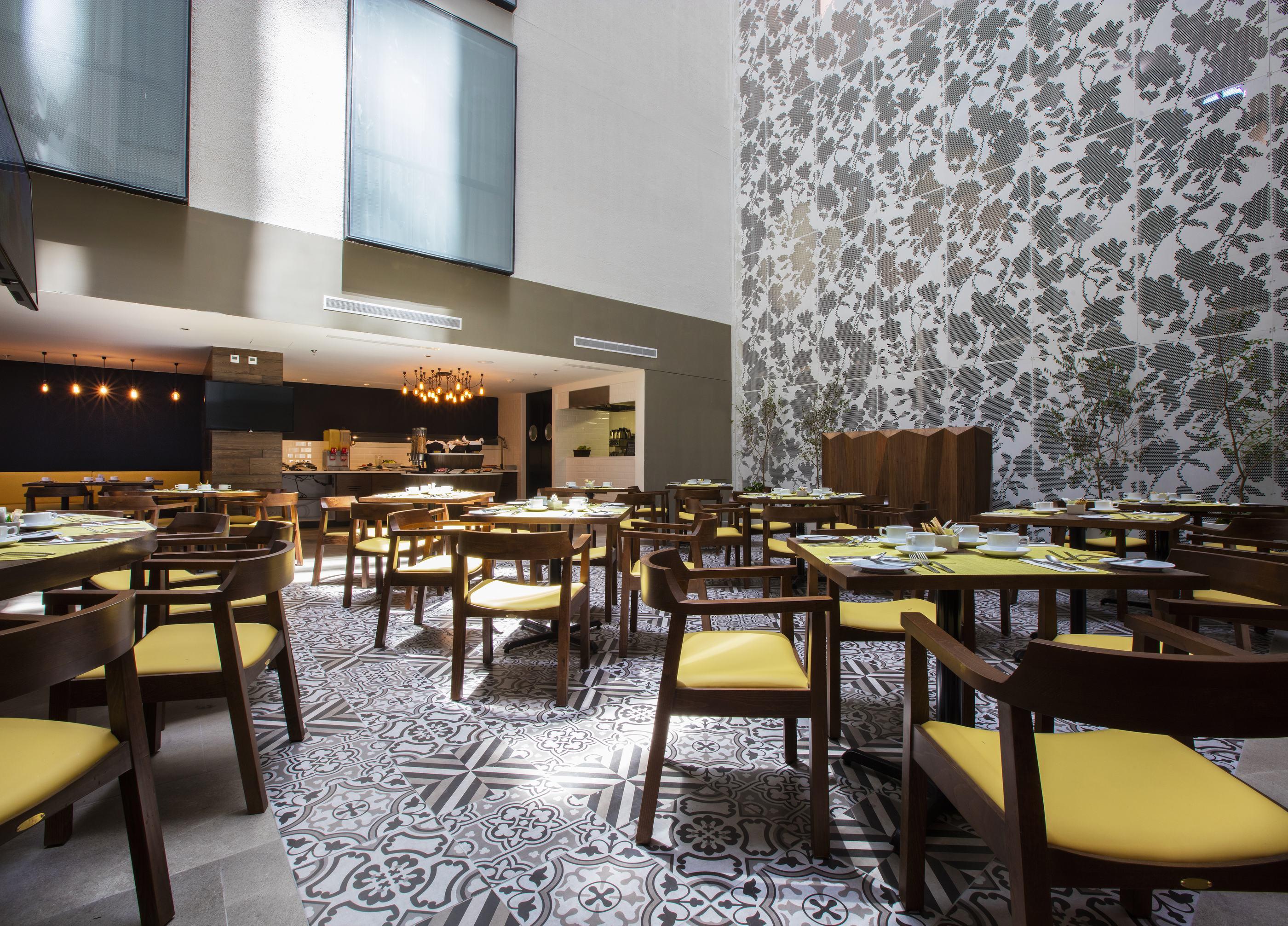 Krystal Urban Guadalajara Otel Dış mekan fotoğraf