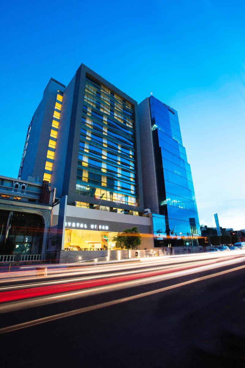 Krystal Urban Guadalajara Otel Dış mekan fotoğraf